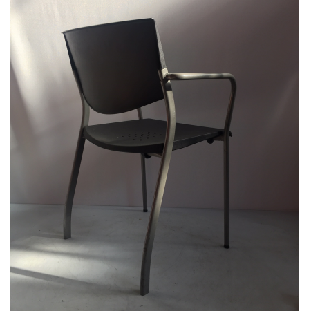 Ahrend kunststofstoel zwart Ahrend kunststofstoel zwart