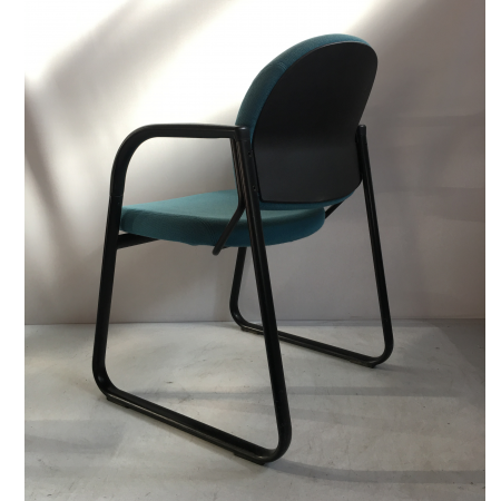 Ahrend 2400 conferentiestoel blauw Ahrend 2400 conferentiestoel blauw