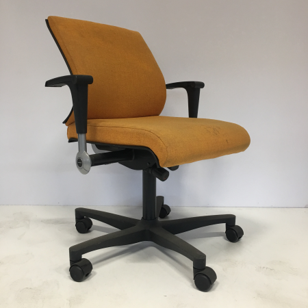 Ahrend 240 Centennial geel Ahrend 240 Centennial geel