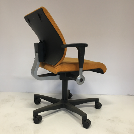 Ahrend 240 Centennial geel Ahrend 240 Centennial geel