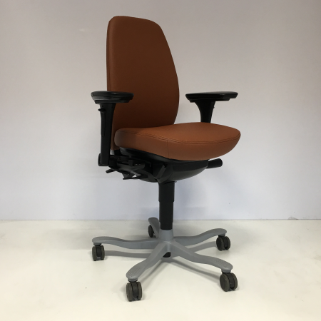Kinnarps 9000 bruin leder Kinnarps 9000 bruin leder