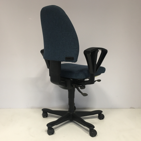 Kinnarps 6000 bureaustoel blauw Kinnarps 6000 bureaustoel blauw