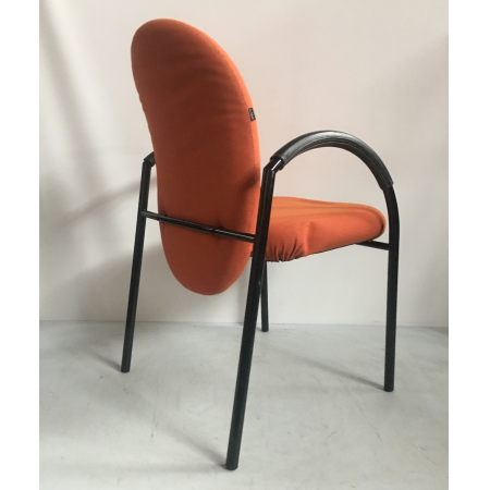 Klober vergaderstoel oranje Klober vergaderstoel oranje