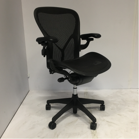 Herman Miller Aeron zwart