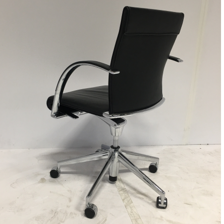 Ahrend 350 zwart leer Ahrend 350 zwart leer