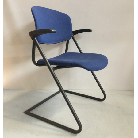 Vergaderstoel zwart/blauw Vergaderstoel zwart/blauw