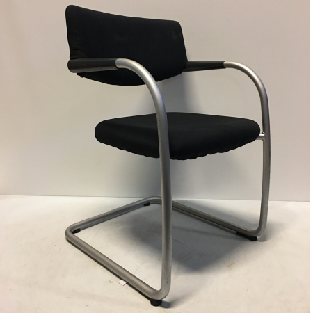 Vitra Visavis vergaderstoel zwart Vitra Visavis vergaderstoel zwart