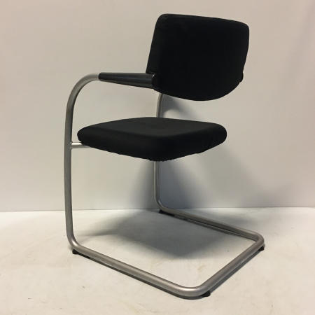 Vitra Visavis vergaderstoel zwart Vitra Visavis vergaderstoel zwart