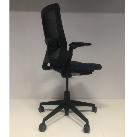 Ahrend 2020 bureaustoel blauw Ahrend 2020 bureaustoel blauw
