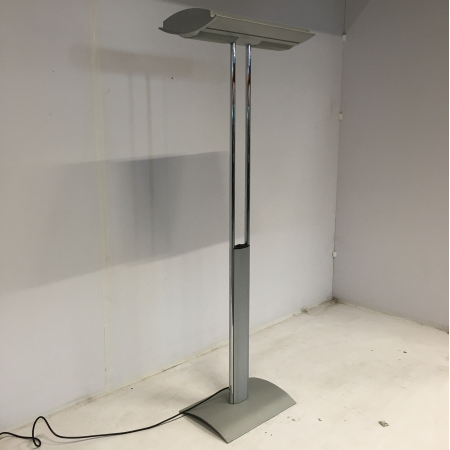 Lamp zilvergrijs Lamp zilvergrijs