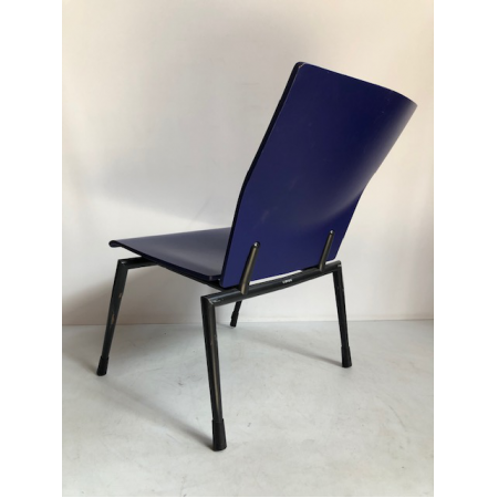 Ahrend blauw houten bezoekersstoel Ahrend blauw houten bezoekersstoel