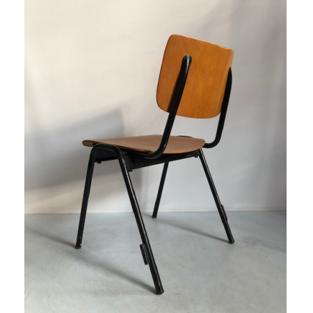 Industriele houten stoel Industriele houten stoel