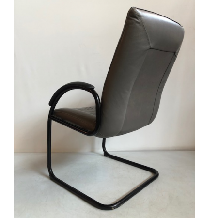 Lederen vergaderfauteuil , grijs Lederen vergaderfauteuil , grijs