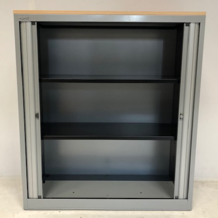 Inofec roldeurkast 136 cm hoog, zilvergrijs
