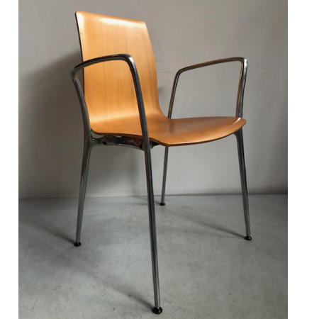 Akaba Gorka design stoel Akaba Gorka design stoel