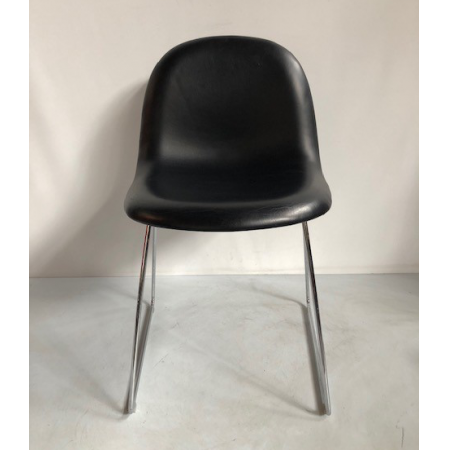 Gubi 3-D Dining Chair Gubi 3-D Dining Chair