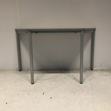 Febru trapezium vergadertafel Febru trapezium vergadertafel