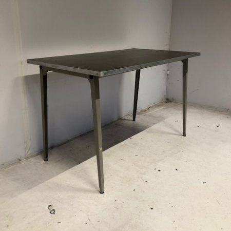Gispen retro tafel Gispen retro tafel