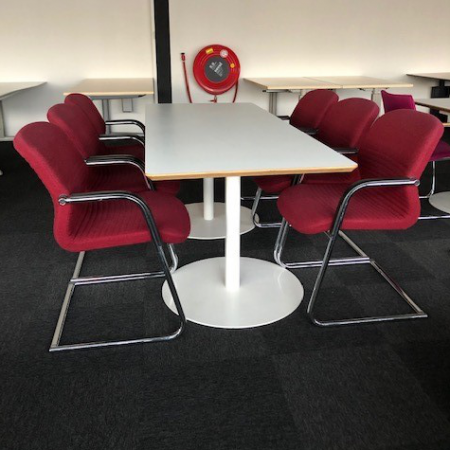 Gispen vergadertafel Gispen vergadertafel