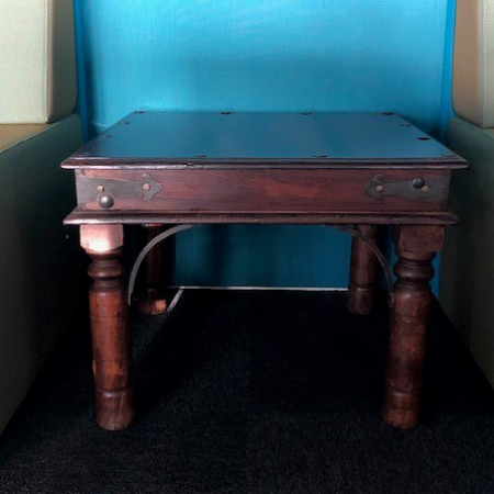 Koloniale bijzettafel Koloniale bijzettafel