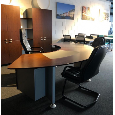 Complete directiekamer Complete directiekamer