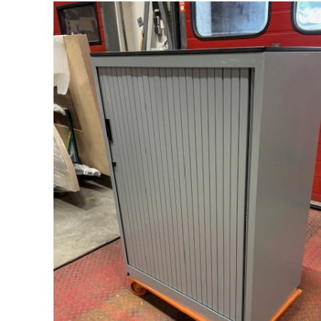 Assenburg roldeurkast 80 x 47 x 108 cm, kleur zilver (107216) Assenburg roldeurkast 80 x 47 x 108 cm, kleur zilver (107216)