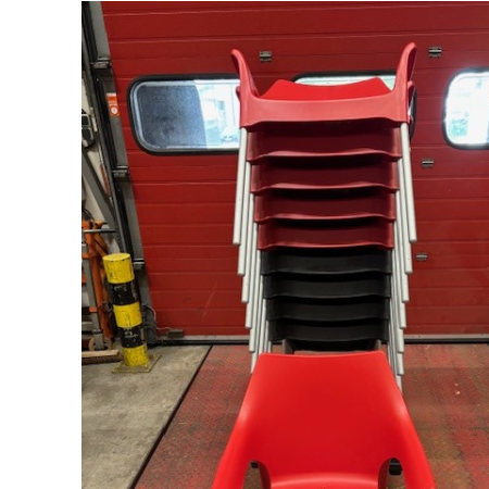 Scab kunststof 4-pootstoel type Ola, rood (16) en zwart (14) (limegroen 12) (107218)