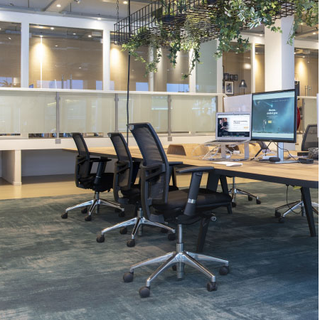 Tijs bureaustoel zwart GEBRUIKT Tijs bureaustoel zwart GEBRUIKT