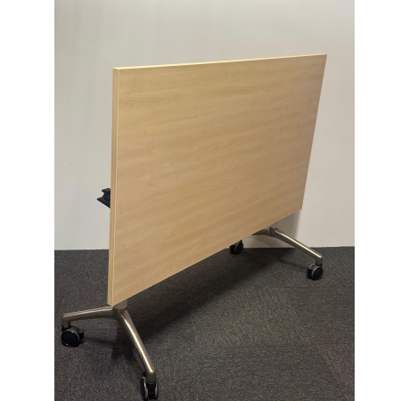 Wilkhahn verrijdbare klaptafel – 160x80 cm (ahorn/maple blad)