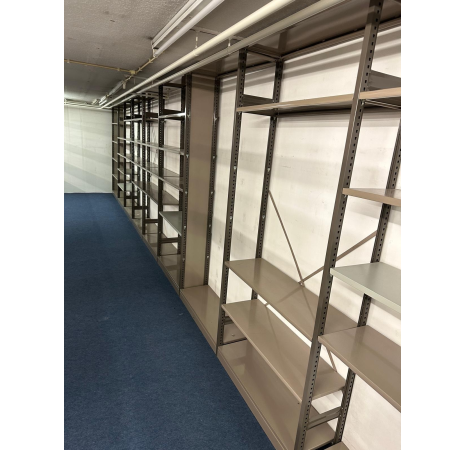Scheeres metalen legbordstelling